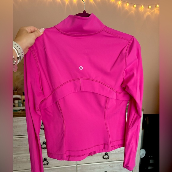 Lululemon Nulu Define Jacket (cropped) - Picture 2 of 2